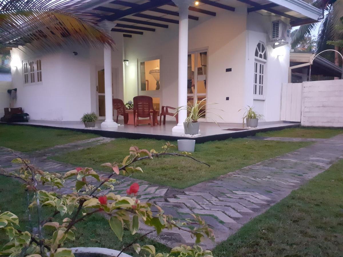 Ann Villa Negombo Exterior photo