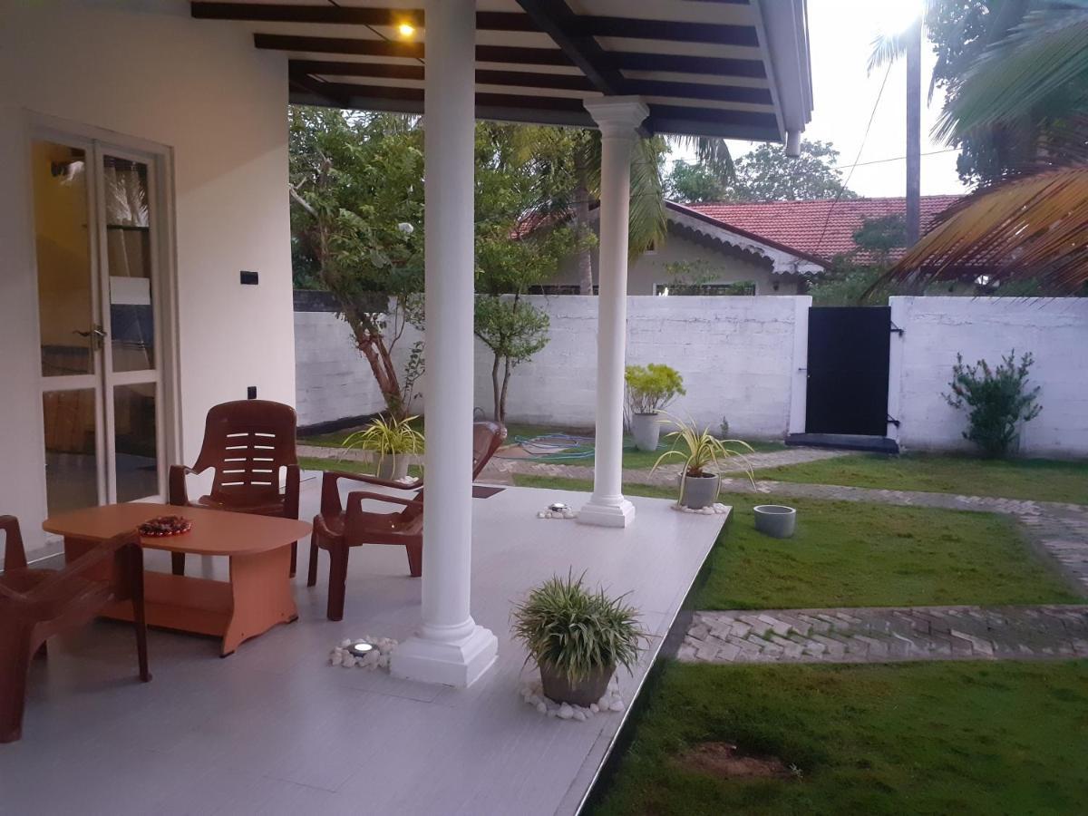 Ann Villa Negombo Exterior photo