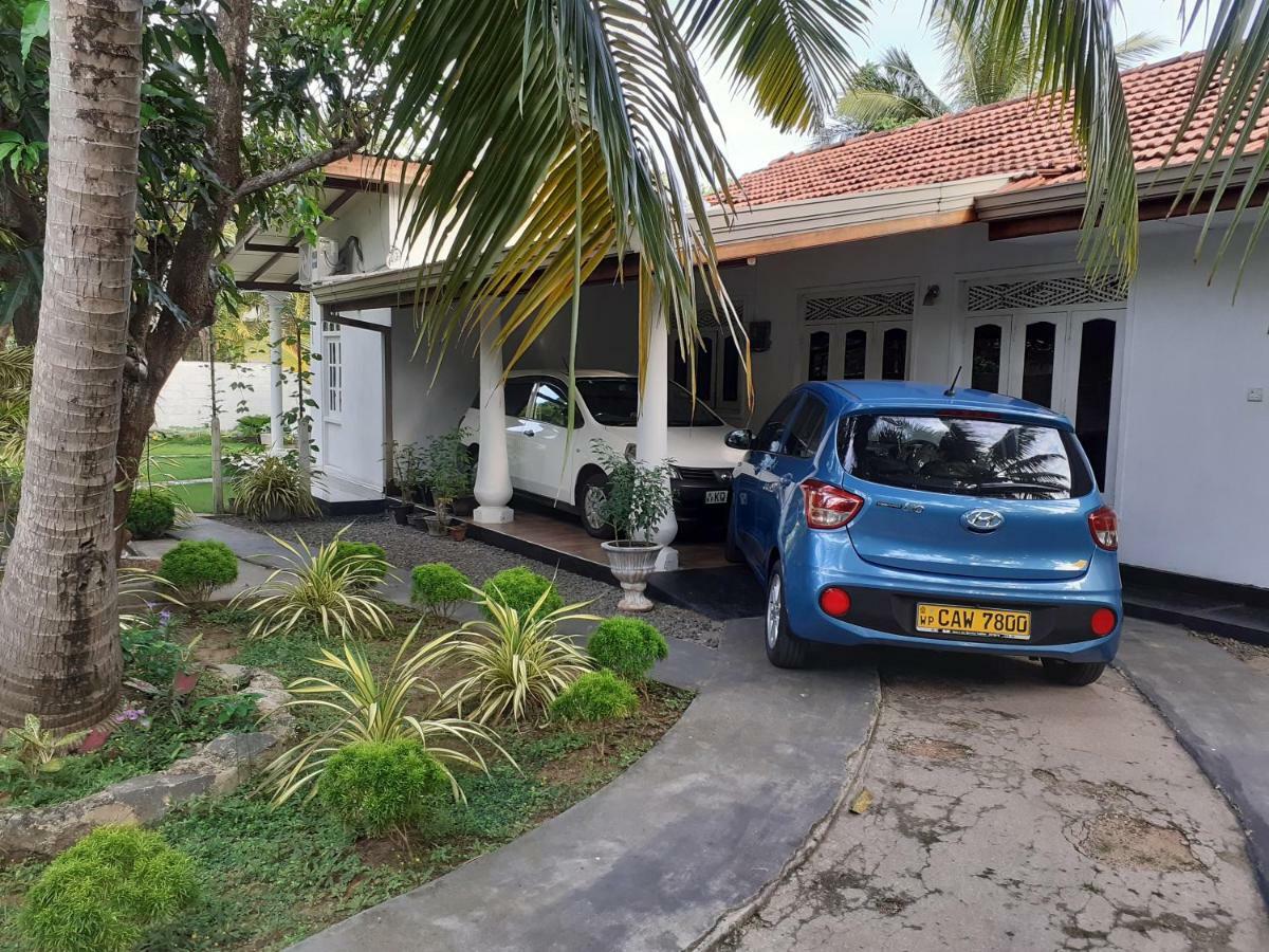 Ann Villa Negombo Exterior photo